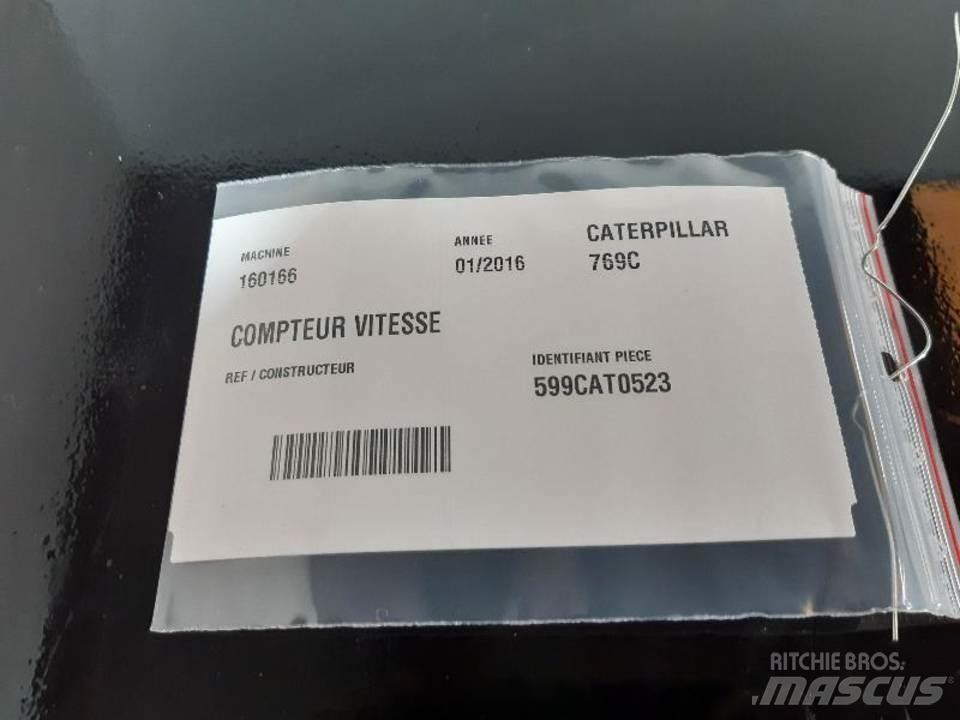 CAT 769C Ohjaamo ja sisusta