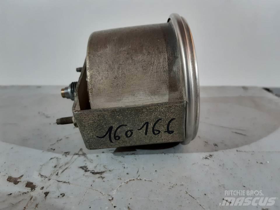CAT 769C Ohjaamo ja sisusta