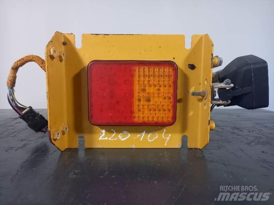 CAT 770 Ohjaamo ja sisusta