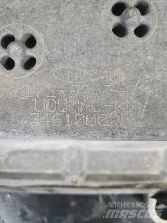 CAT 771D Ohjaamo ja sisusta