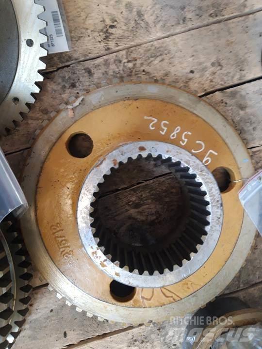 CAT 816B Vaihteisto