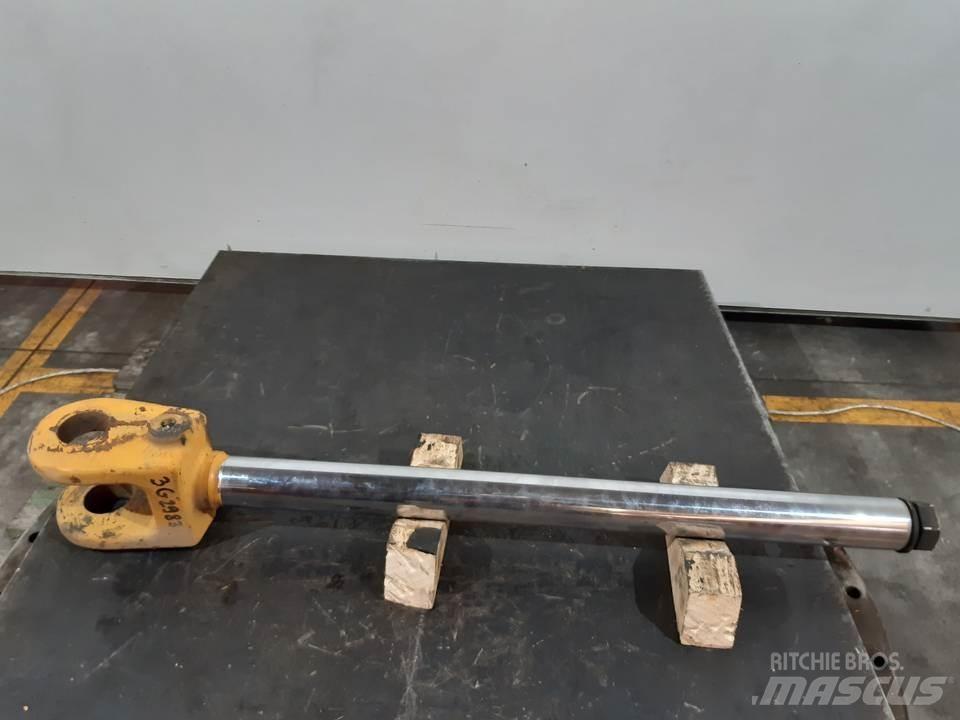 CAT 926 Hydrauliikka