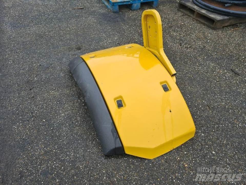 CAT 926M Ohjaamo ja sisusta