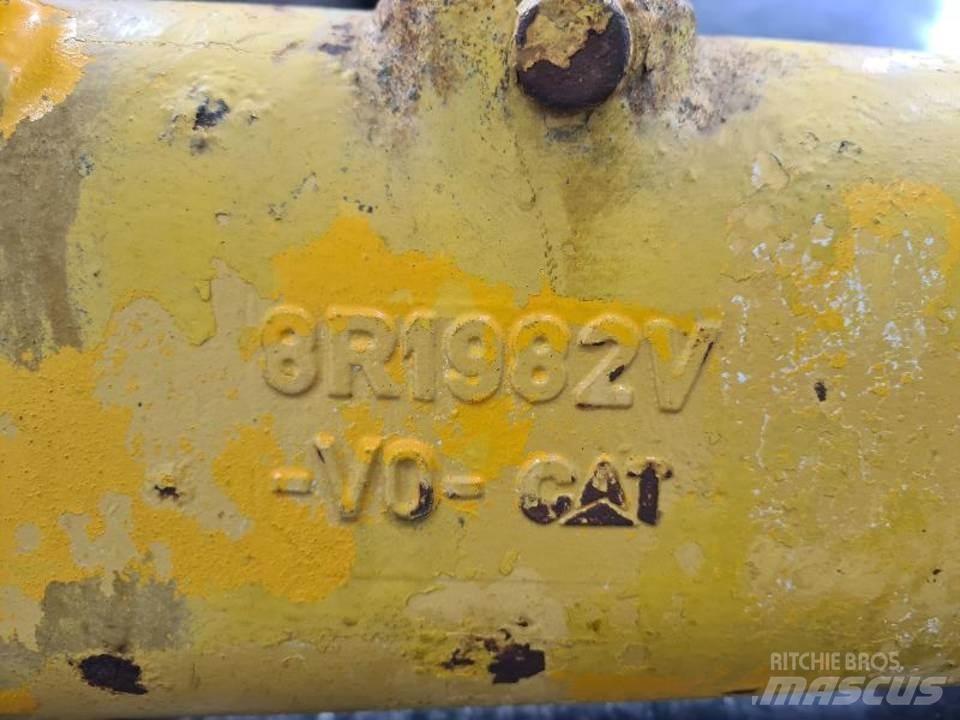 CAT 928F Vaihteisto