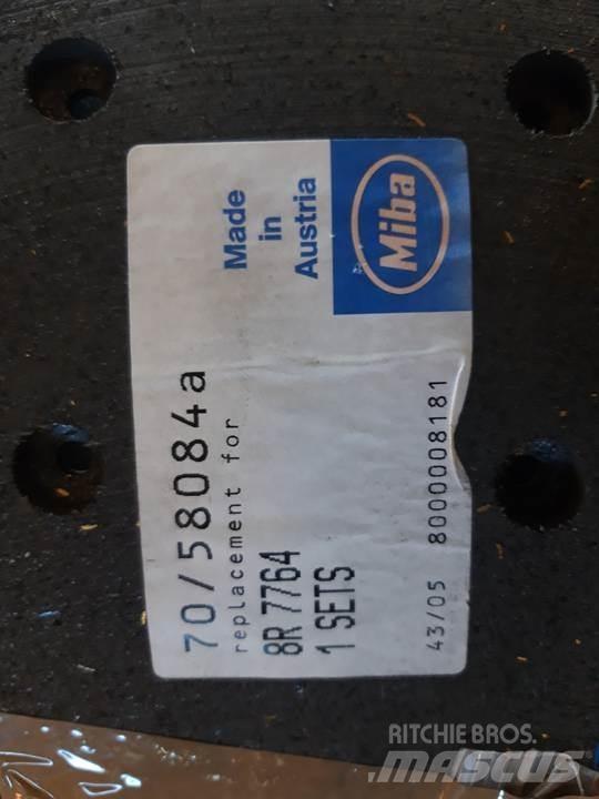 CAT 950 Ketjut, telat ja alustat