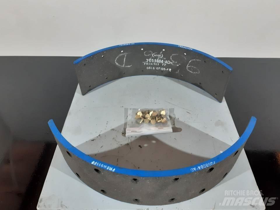 CAT 950 Ketjut, telat ja alustat