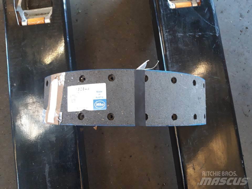 CAT 950 Ketjut, telat ja alustat