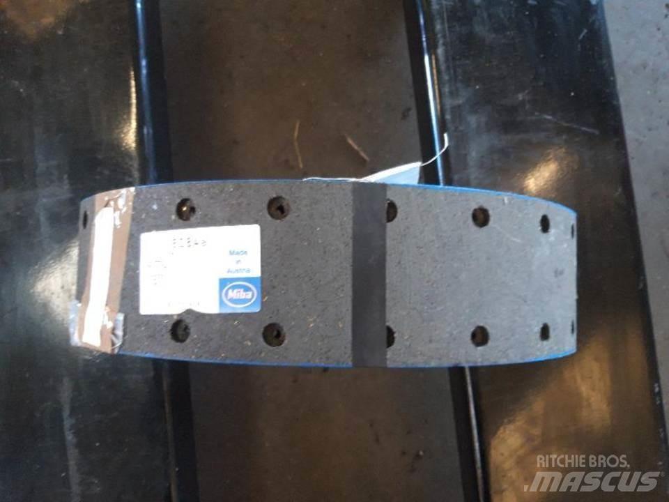 CAT 950 Ketjut, telat ja alustat