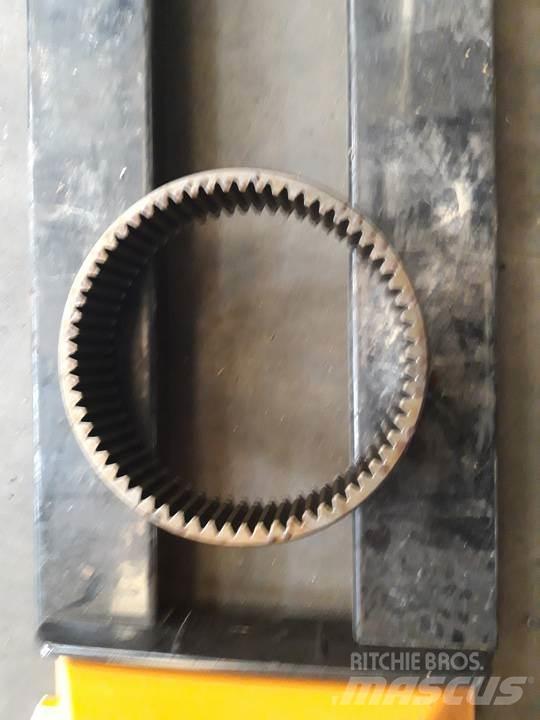 CAT 950E Vaihteisto