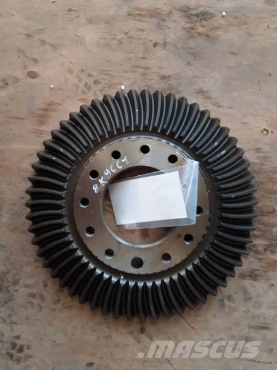 CAT 951B Vaihteisto