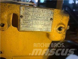 CAT 953 Moottorit