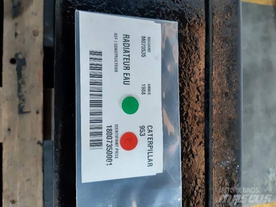 CAT 953 Moottorit