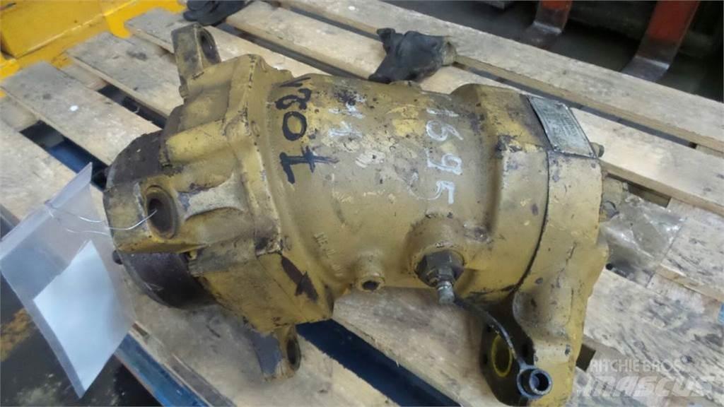 CAT 953 Hydrauliikka