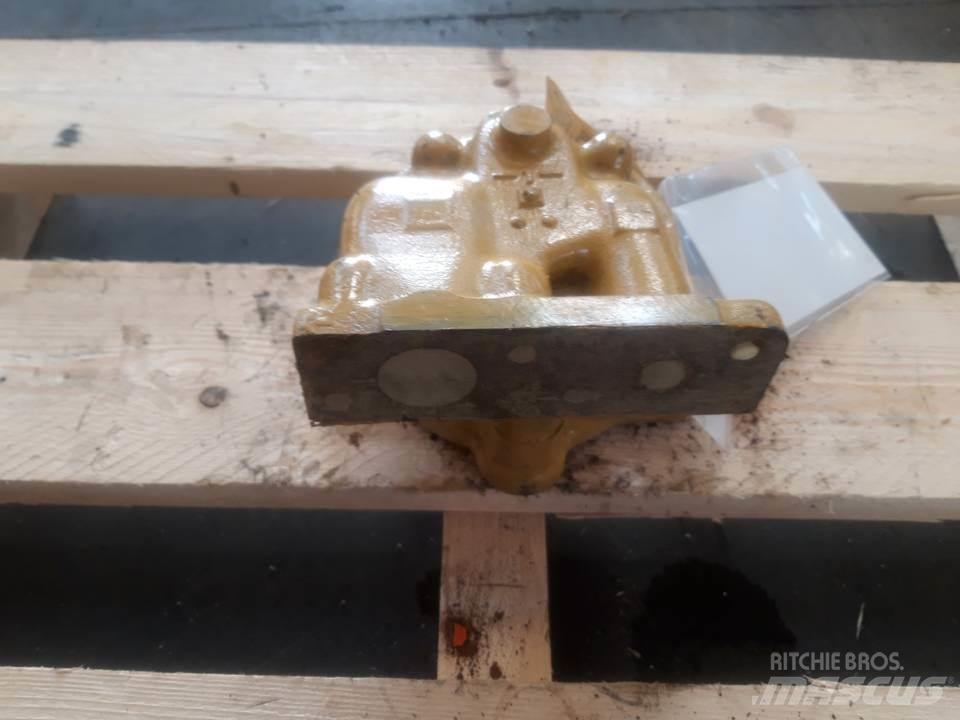 CAT 955L Hydrauliikka