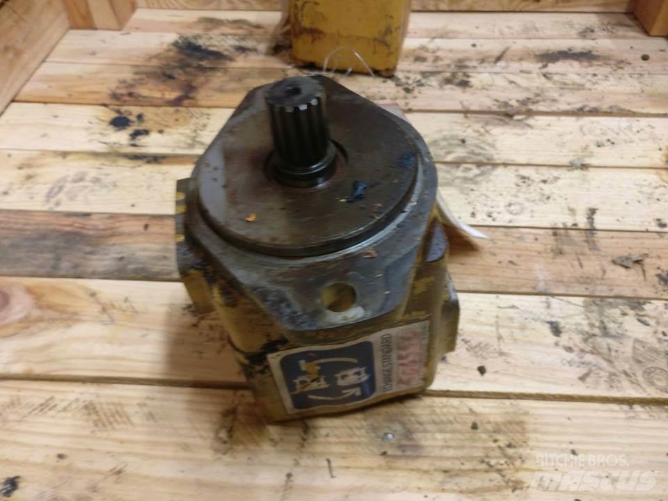 CAT 963 Hydrauliikka