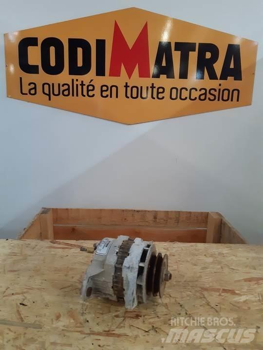 CAT 963B Moottorit