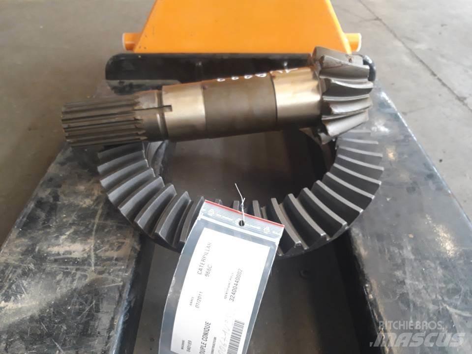CAT 966C Vaihteisto