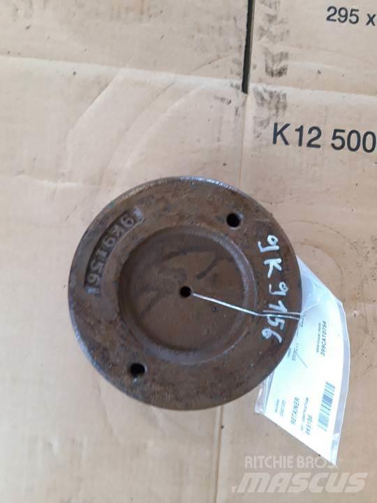CAT 966C Vaihteisto