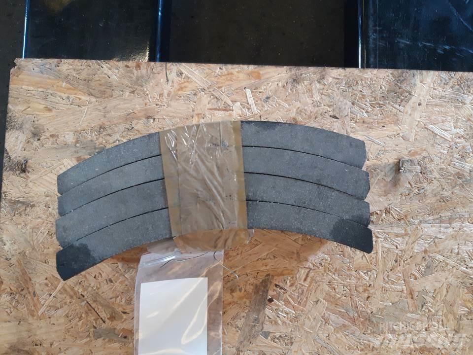 CAT 966C Ketjut, telat ja alustat