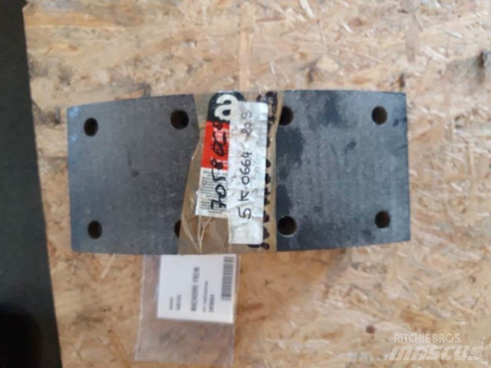CAT 966C Ketjut, telat ja alustat