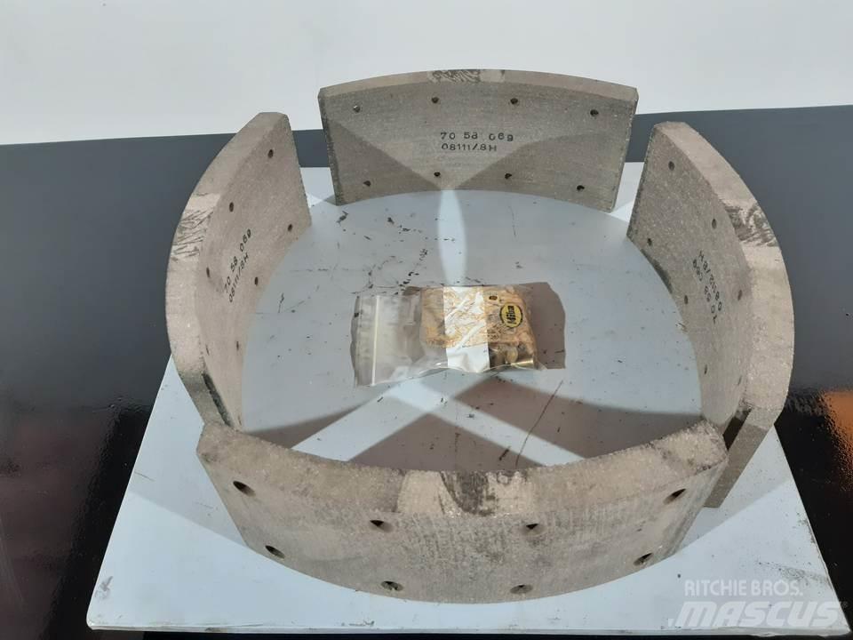 CAT 966C Ketjut, telat ja alustat