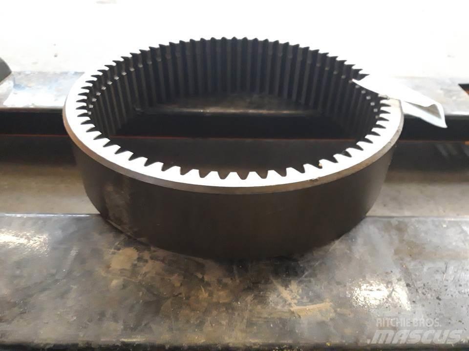 CAT 966E Vaihteisto