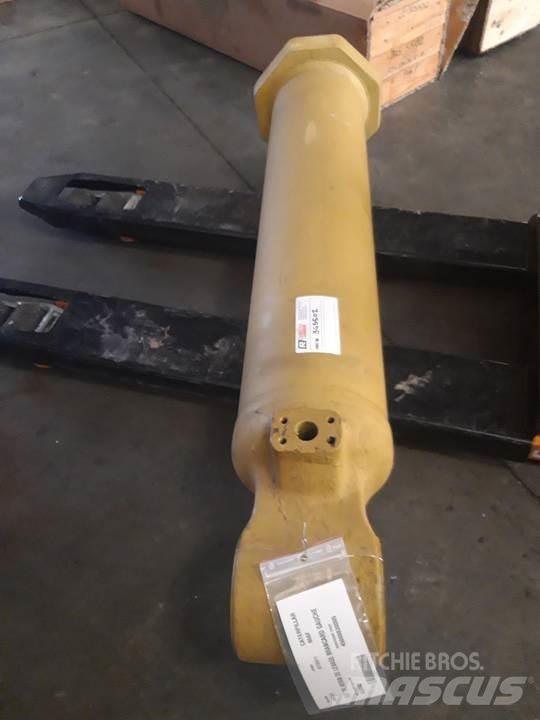 CAT 966F Hydrauliikka
