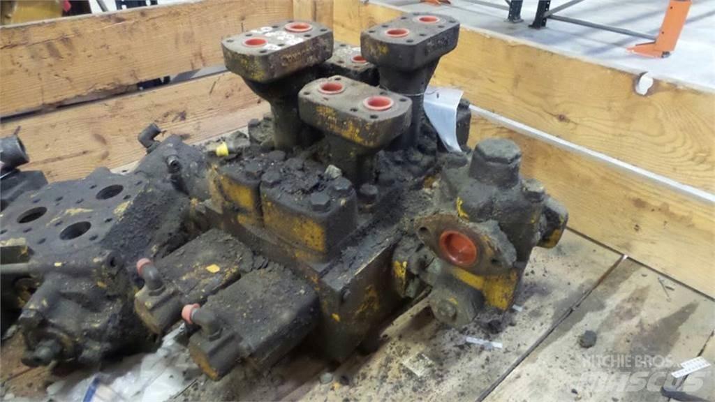 CAT 988B Hydrauliikka
