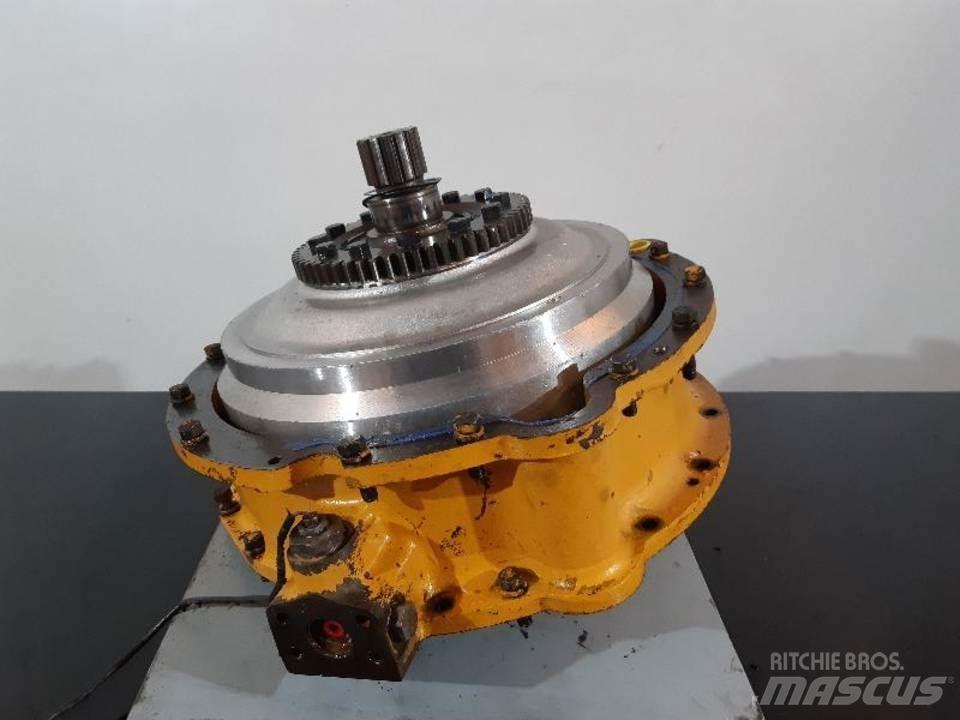 CAT D4 Vaihteisto