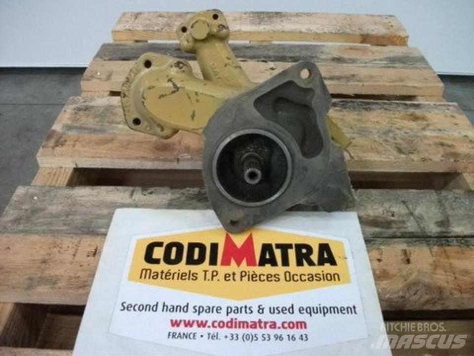 CAT D4H Hydrauliikka
