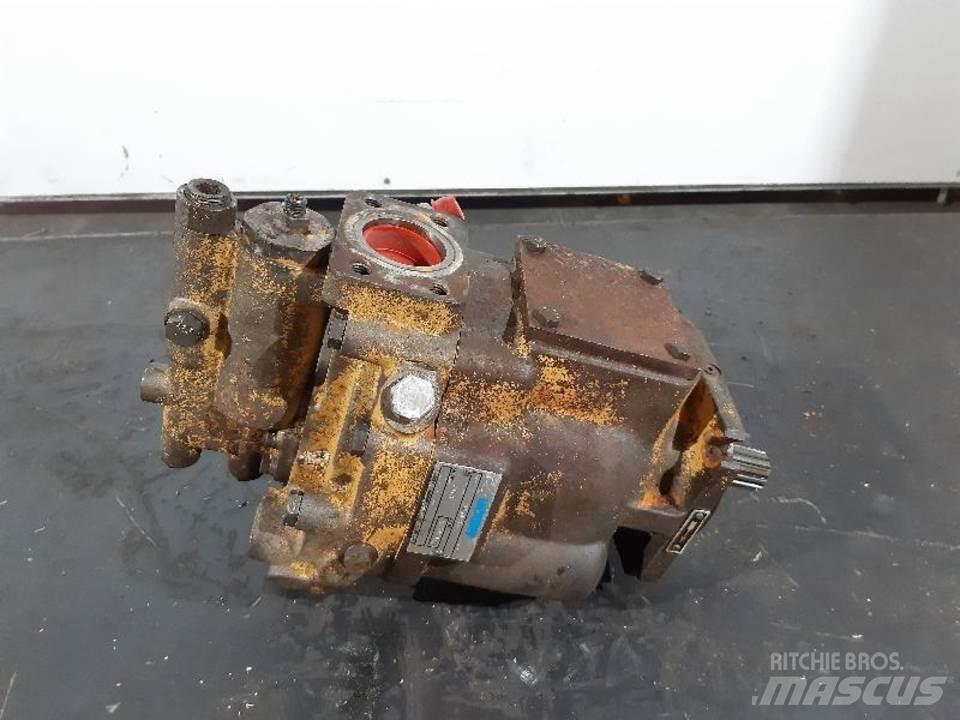 CAT D5H Hydrauliikka