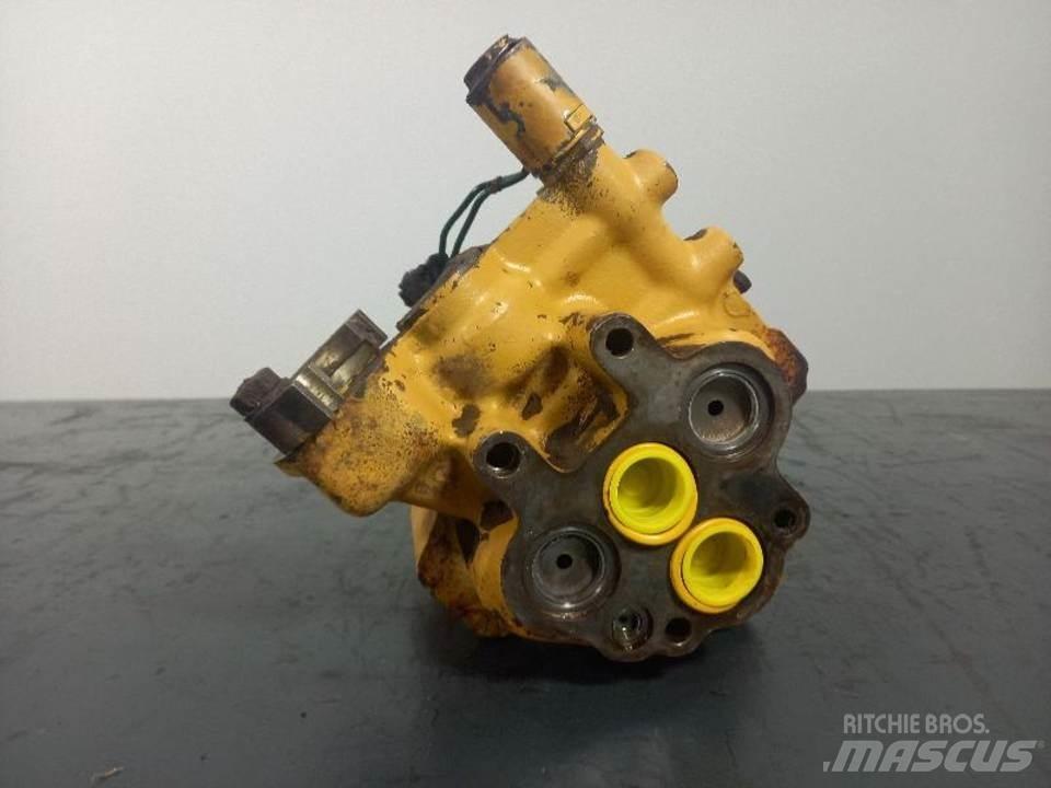CAT D6RXL Hydrauliikka