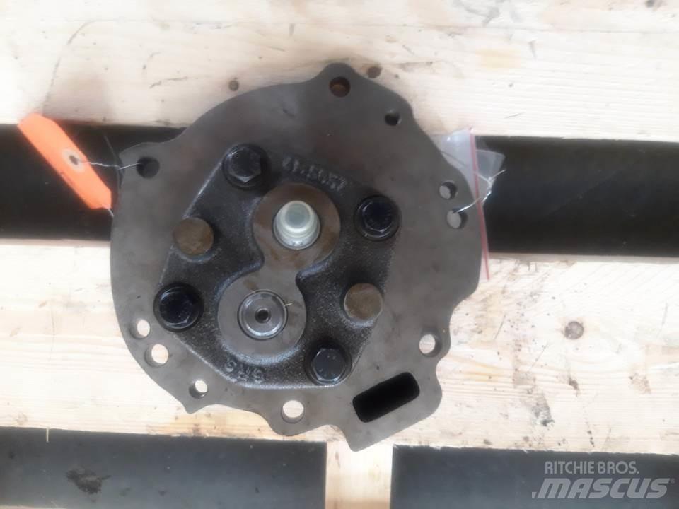 CAT D7G Hydrauliikka