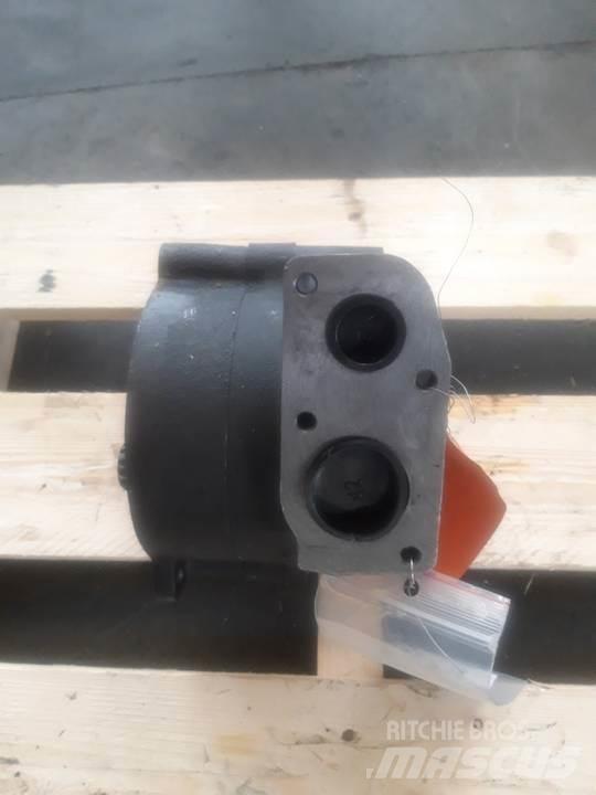 CAT D7G Hydrauliikka