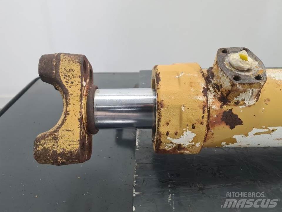 CAT D7H Hydrauliikka