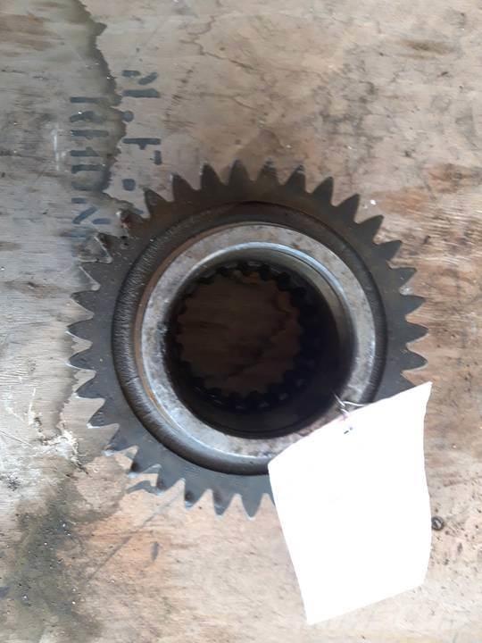 CAT D8H Vaihteisto