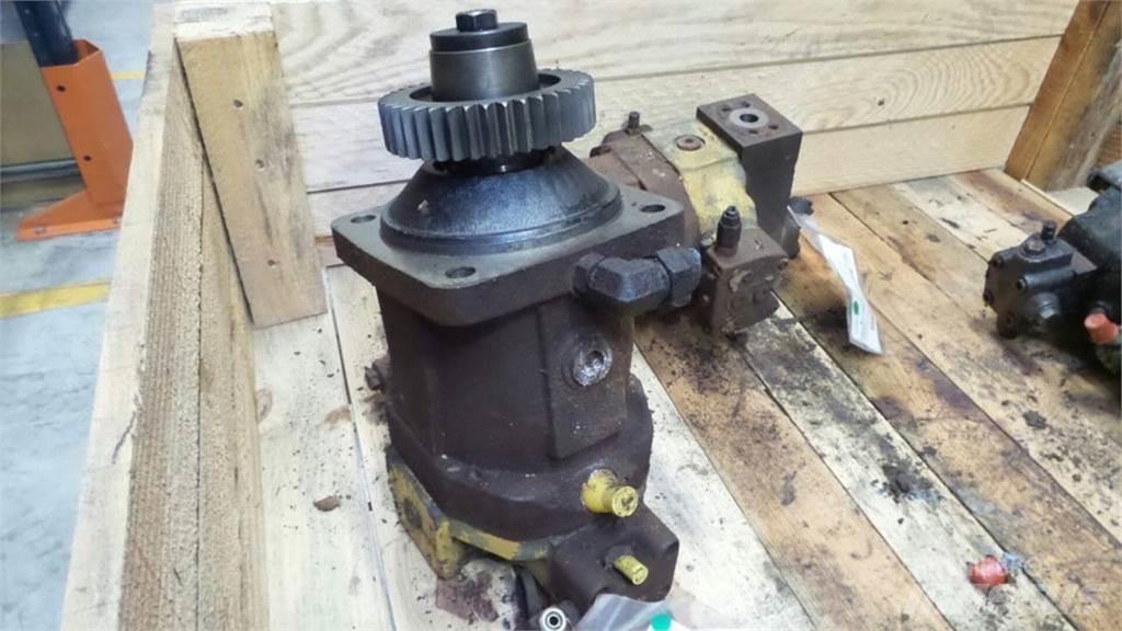 CAT IT14G Hydrauliikka