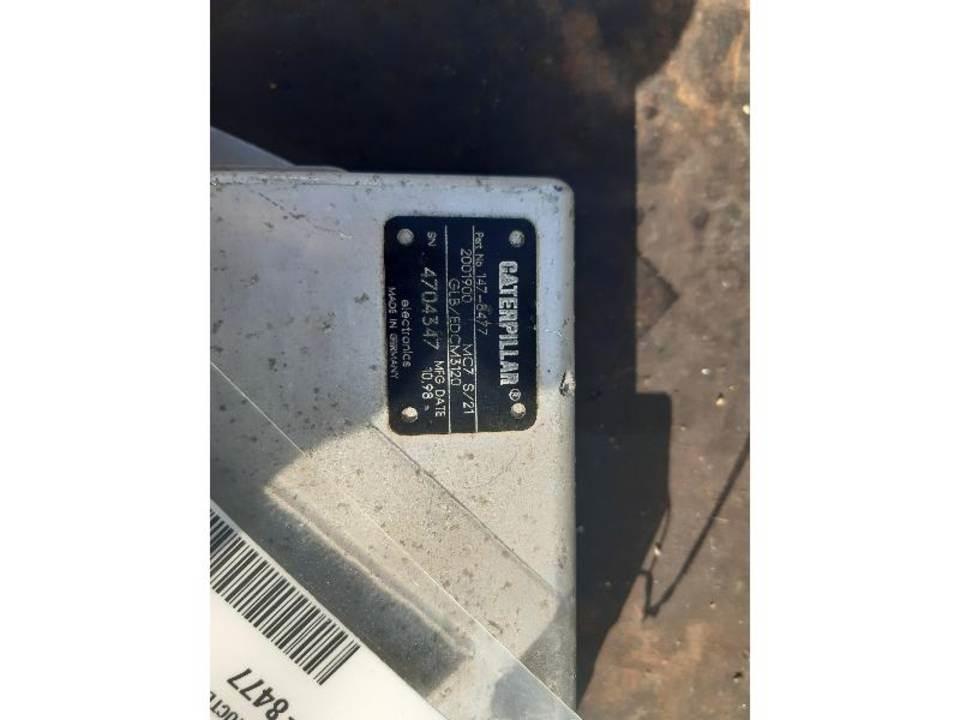 CAT M312 Ohjaamo ja sisusta