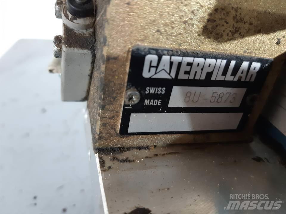 CAT M318 Ohjaamo ja sisusta