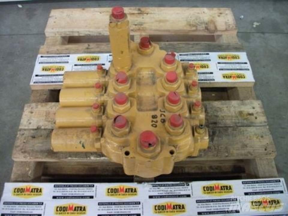 JCB 820 Hydrauliikka