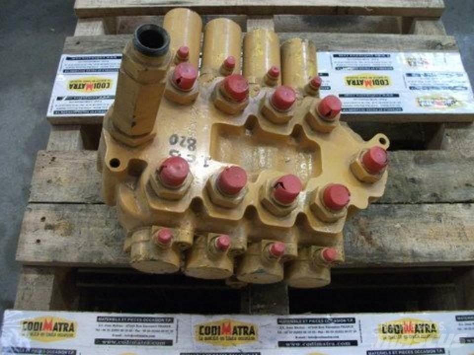 JCB 820 Hydrauliikka