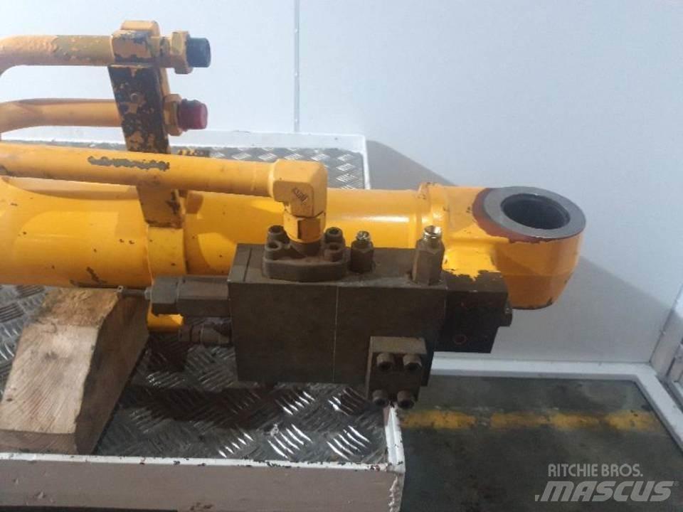 JCB JS160 Hydrauliikka