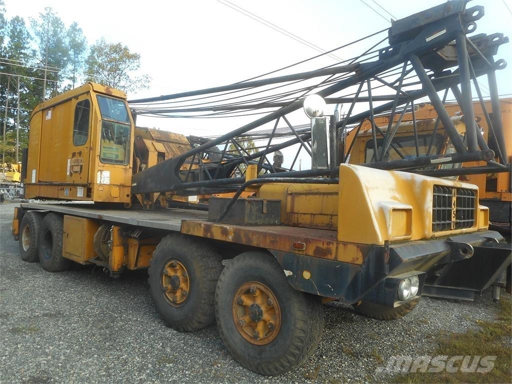 American 4450 Mobiilinosturit