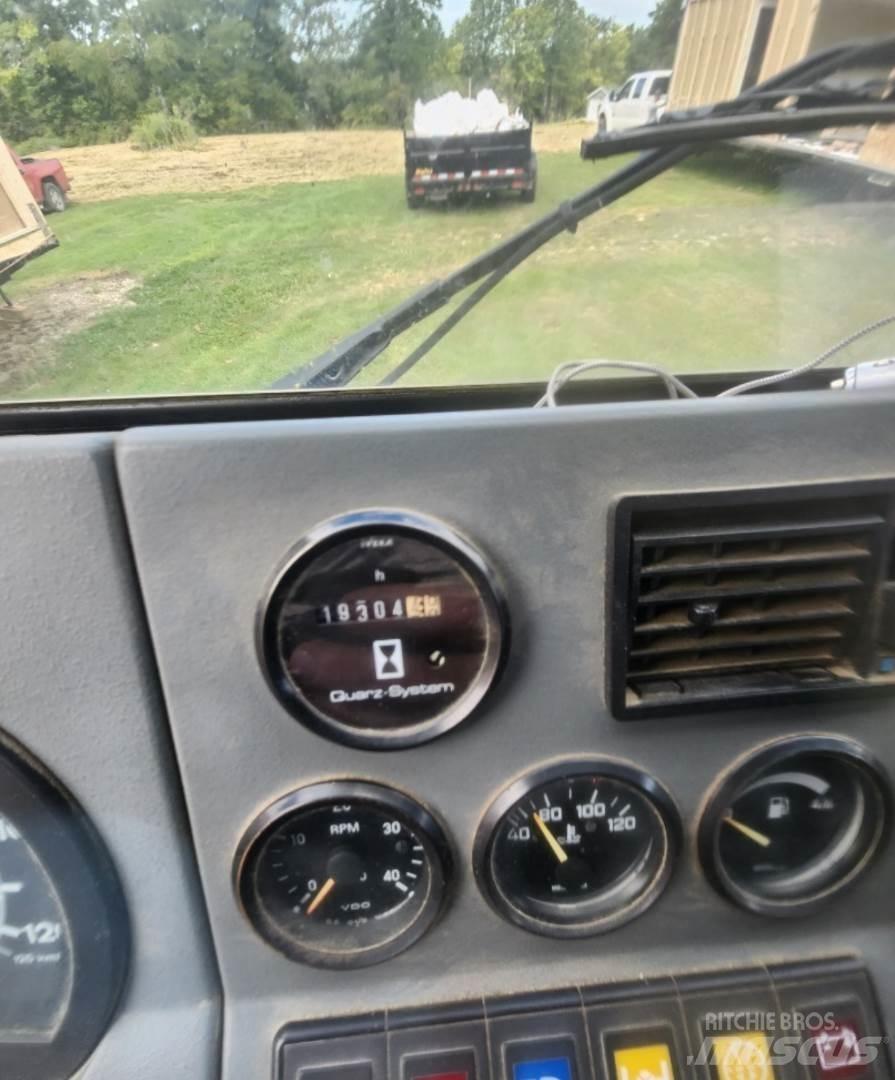 Grove GMK4075 Mobiilinosturit