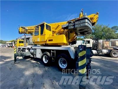 Grove TMS900E Mobiilinosturit