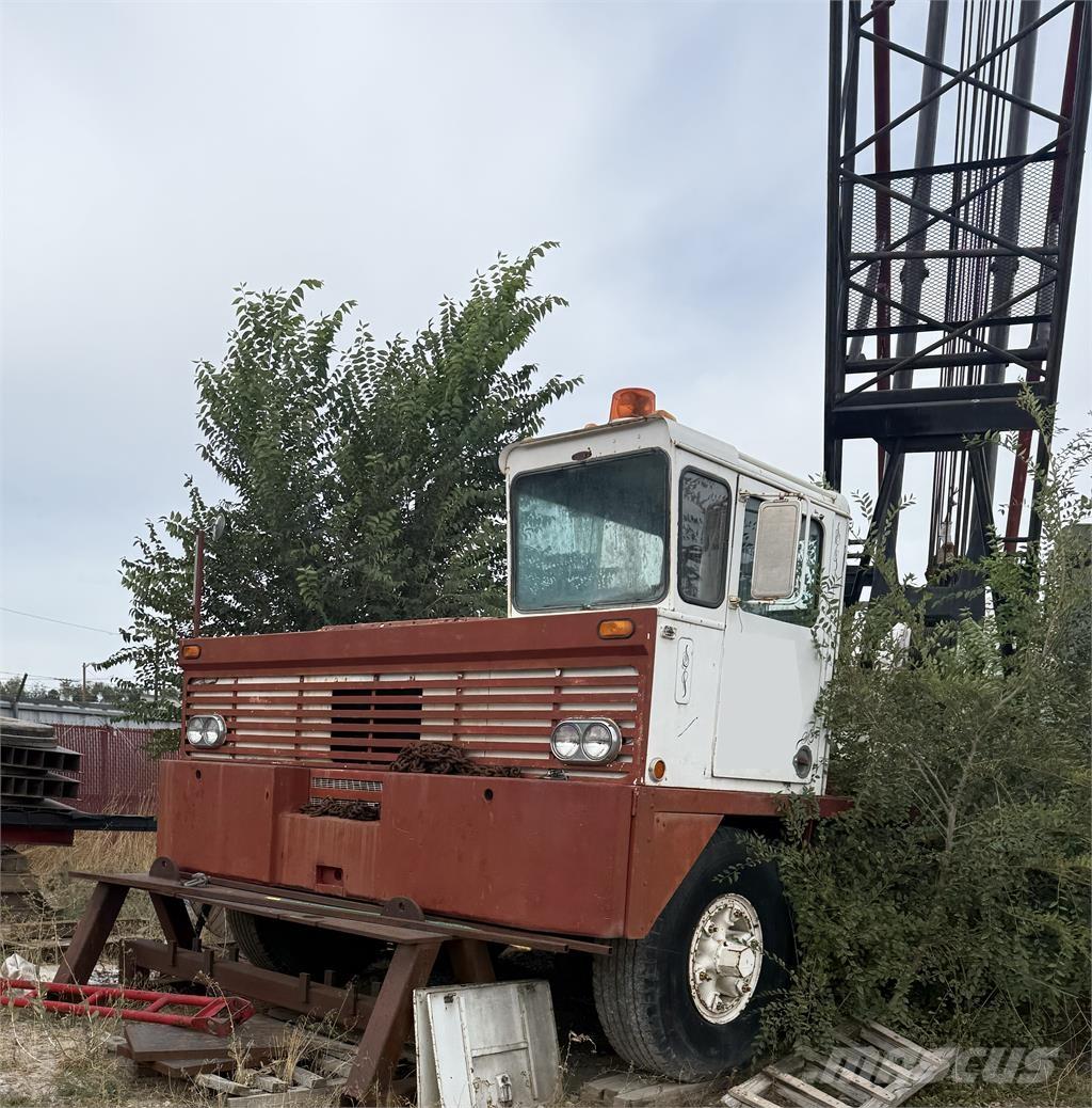 Link-Belt HC-138A Mobiilinosturit