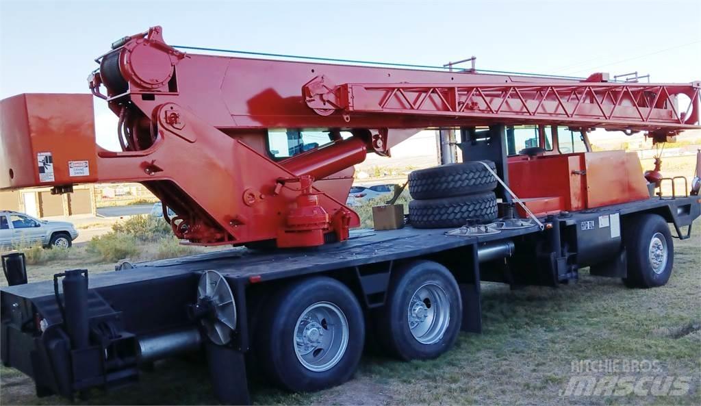 Lorain MCH 230E Mobiilinosturit