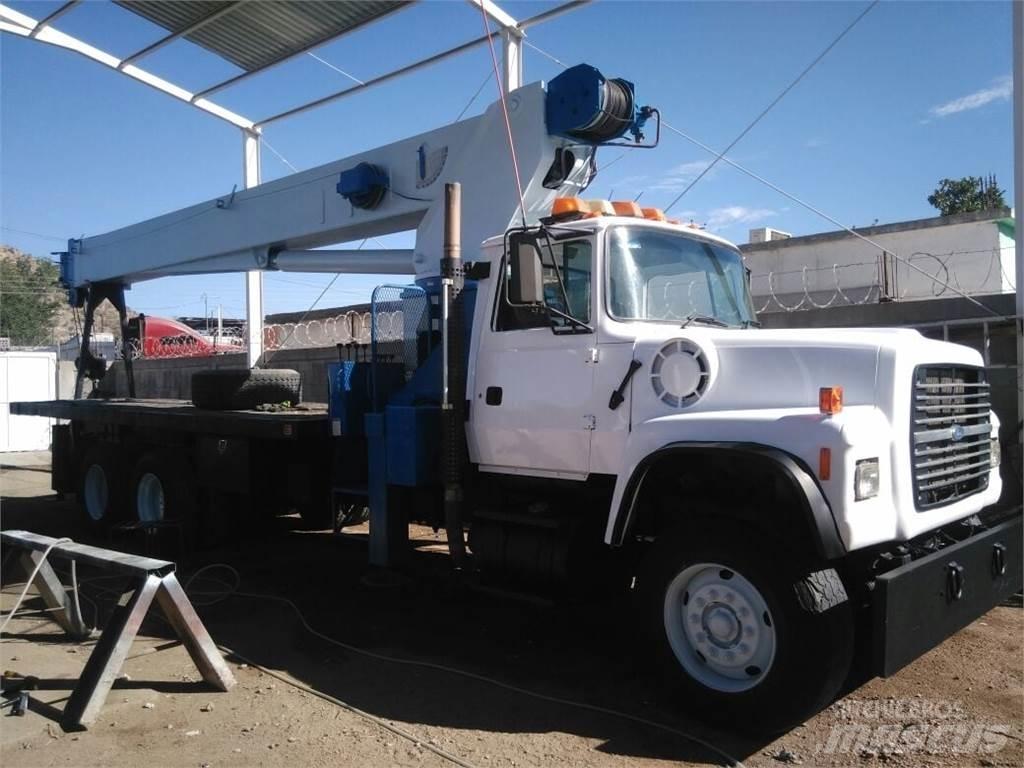 Manitex 30100 Nosturiautot