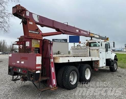 Terex BT 2047 Nosturiautot