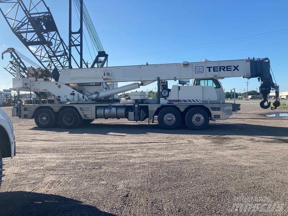 Terex T 560 Mobiilinosturit